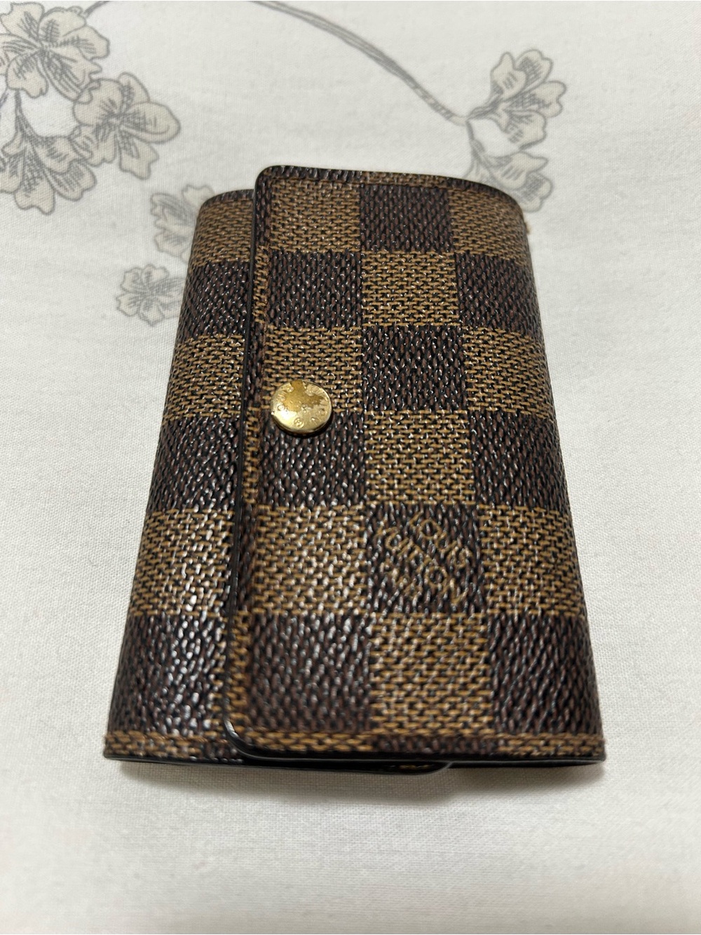 Louis Vuitton Brown and Gold Damier Key Case